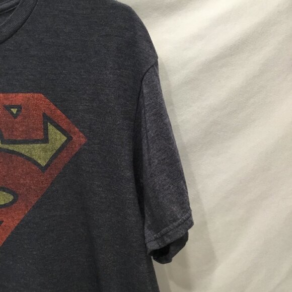 DC Comics Classic Logo Superman Unisex Short Sleeve Distressed Tee Size Men's Lg - Picture 5 of 7